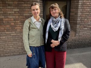 Supporting image for story: Activist ‘hoped jet paint stunt would get Taylor Swift to speak out on climate’