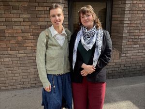 Supporting image for story: Activist ‘hoped jet paint stunt would get Taylor Swift to speak out on climate’