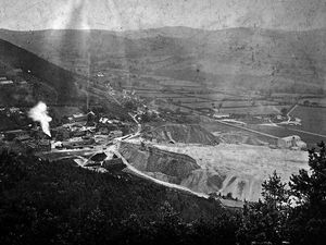 Supporting image for story: Pictures from the Past - July 1