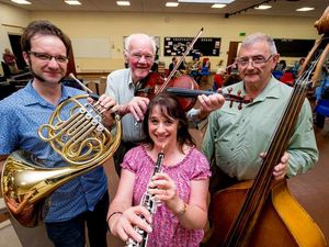 Supporting image for story: Halesowen Orchestra in 30th anniversary show