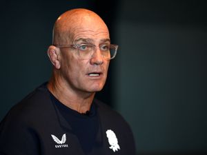 Supporting image for story: England coach John Mitchell: Being World Cup favourites is irrelevant to us
