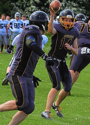 Steelers' Dwain Houghton scores a touchdown