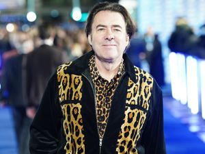 Supporting image for story: ITV’s Oscars Live host Jonathan Ross on ‘major problem’ he had with Oppenheimer