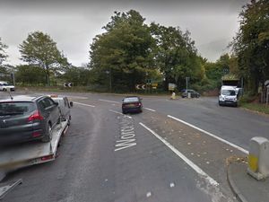 Supporting image for story: Man seriously injured in Kidderminster crash