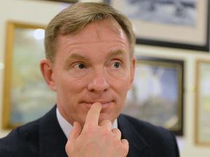 Supporting image for story: 999 workers attacked 30 times a day in West Midlands