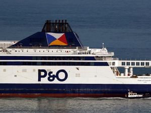 Supporting image for story: P&O admits breaking law over sackings