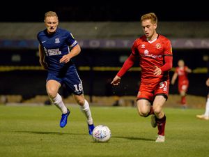 Supporting image for story: Southend 3 Walsall 0 - Report and pictures