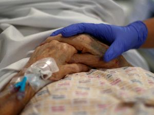 Supporting image for story: PTSD risk for Covid-19 frontline staff ‘at par with terrorist attack survivors’