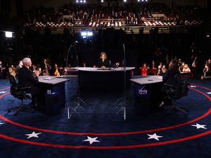 Supporting image for story: Pence and Harris spar over Covid-19 in civil vice presidential debate