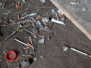 Supporting image for story: More than 1,000 discarded needles found in Wolverhampton, but the number is falling