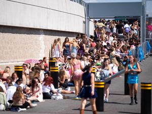 Supporting image for story: Swifties arrive ahead of day two of Wembley August run