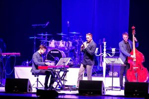 Support act Alexander Stewart. Pic by Aden Southall