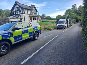 Supporting image for story: Police shut road near Craven Arms after oil spill