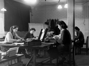 Supporting image for story: Letter reveals how wartime codebreakers were told jobs had ended after VJ Day