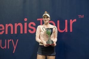 Pictured: Marketa Vondrousova with the trophy after winning the Budgen Motors W100 Shrewsbury singles title. Picture: Richard Dawson Photography.