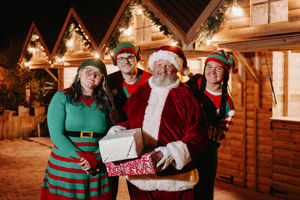 Santa and the elves at Exotic Zoo