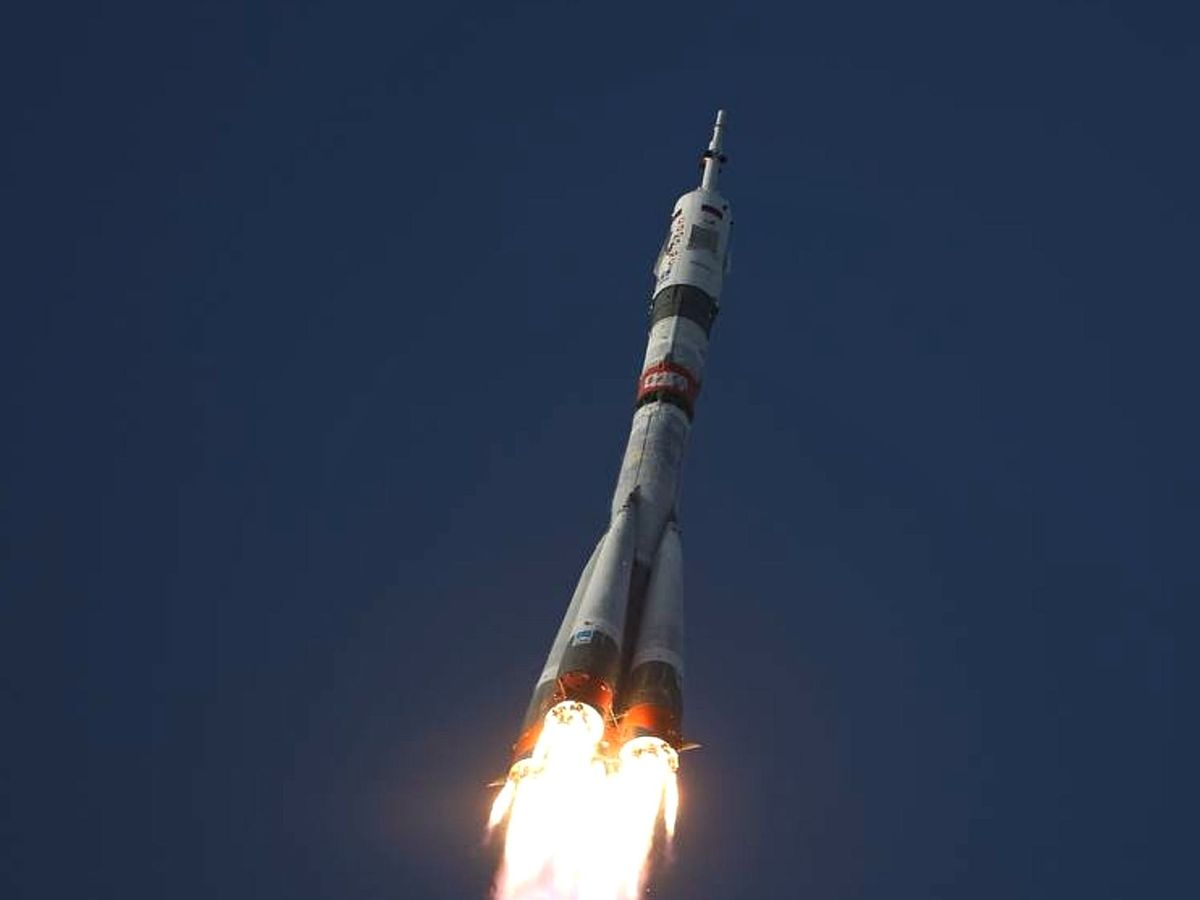 US-Russian crew blasts off for International Space Station