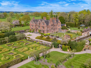 Supporting image for story: Hall opens up for fun day to raise funds for city charity