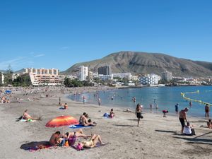 Supporting image for story: What rules will UK holidaymakers face in summer hotspots?
