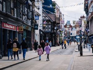 Supporting image for story: Tweaked traffic-free weekends will 'improve atmosphere' in Shrewsbury
