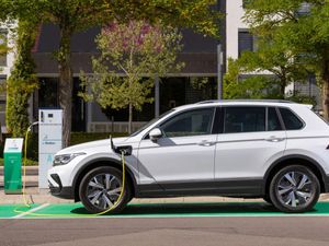 Supporting image for story: The new plug-in hybrid Volkswagen Tiguan goes on sale from £35,515