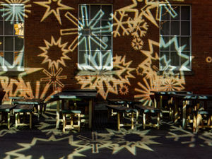 Supporting image for story: New light attraction 'sprinkles Christmas magic' over Shrewsbury venue