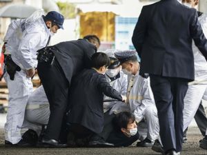 Supporting image for story: Japanese man who threw pipe bomb at ex-PM tells court he did not intend to kill