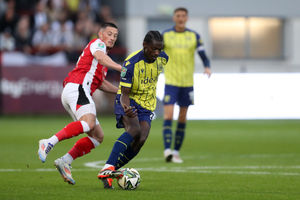 Ousmane Diakite in possession (Photo by Adam Fradgley/West Bromwich Albion FC via Getty Images).