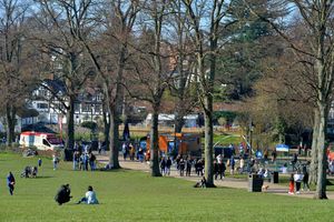 The Quarry in Shrewsbury was busy in the sunny weekend weather