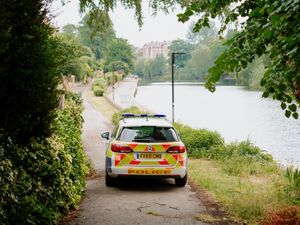 Supporting image for story: Two arrested after reports of car entering river near Shrewsbury's weir