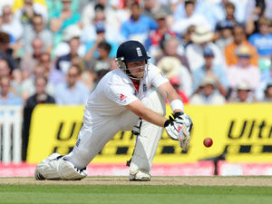 Supporting image for story: Ian Bell agrees Warwickshire deal for 2021 season