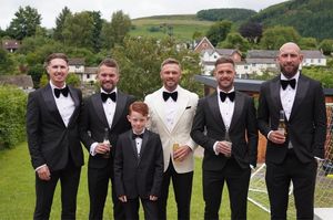 Supporting image for story: Mountain challenge to honour Knucklas father who died after motocross fall