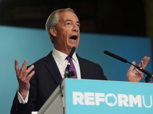 Supporting image for story: Reform now accepting donations in Bitcoin, says Farage