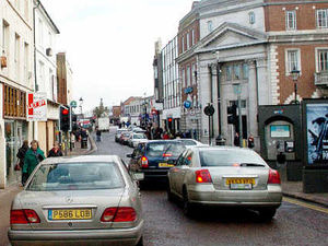Supporting image for story: Number of empty shops among country's highest