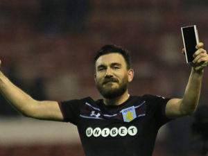 Supporting image for story: Sheffield United 0 Aston Villa 1 - Report