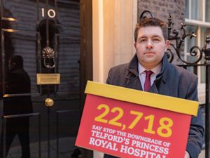 Supporting image for story: Government rejects council call to rethink hospital reorganisation plans
