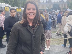 Supporting image for story: Shropshire mum tells of 'emotional' visit to Queen's lying in state