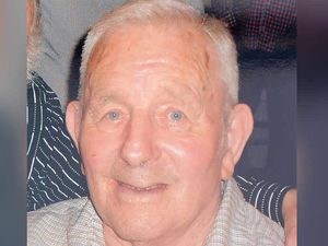 Supporting image for story: Milkman turned coach boss 'Rocky' dies aged 84