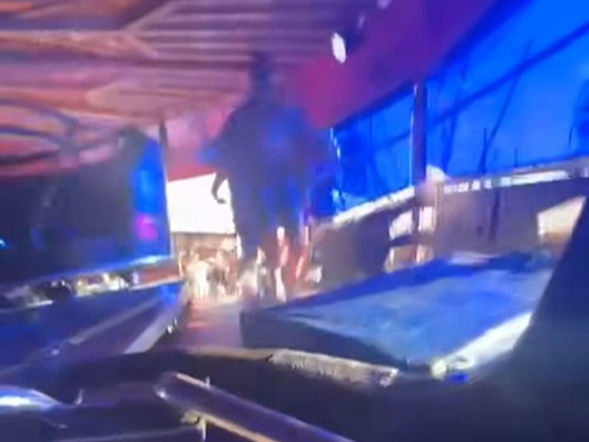 Father saw fairground waltzer car crash off track with children inside