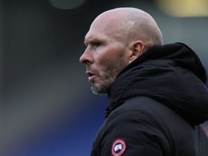 Supporting image for story: Crewe v Shrewsbury: Michael Appleton on reeling teams in and what is behind Shrewsbury's improved form