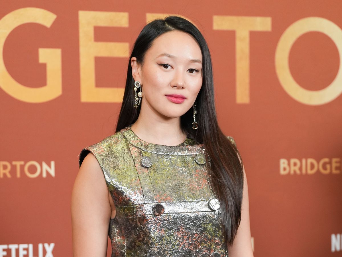 Yerin Ha wows crowd in metallic dress at special Bridgerton screening