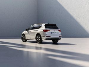Supporting image for story: Seat Tarraco range bolstered with FR and FR Sport trims