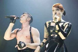Supporting image for story: Scissor sisters a cut above in Birmingham