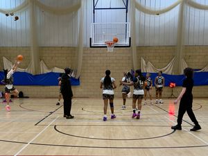 St Peters U19 Women preparing for the Dynamik Semi Finals 