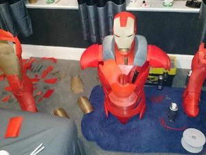 Supporting image for story: Comic book fan prints own super suit