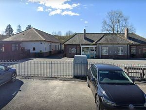 Supporting image for story: Campaigners vow to fight on as council agrees to close primary school