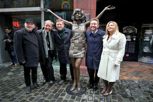 Supporting image for story: Wolverhampton University student creates bronze Cilla statue on display in Liverpool
