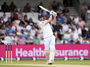 Supporting image for story: Harry Brook builds on Ollie Pope century as England chip away at India lead