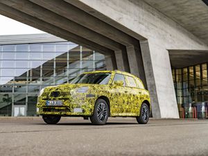 Supporting image for story: BMW confirms electric Countryman is on the way