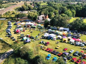 Supporting image for story: Canal crisis won’t stop Lichfield’s Huddlesford Heritage Gathering